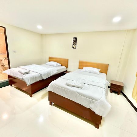 Baan At Khaosan Hostel Bangkok Luaran gambar