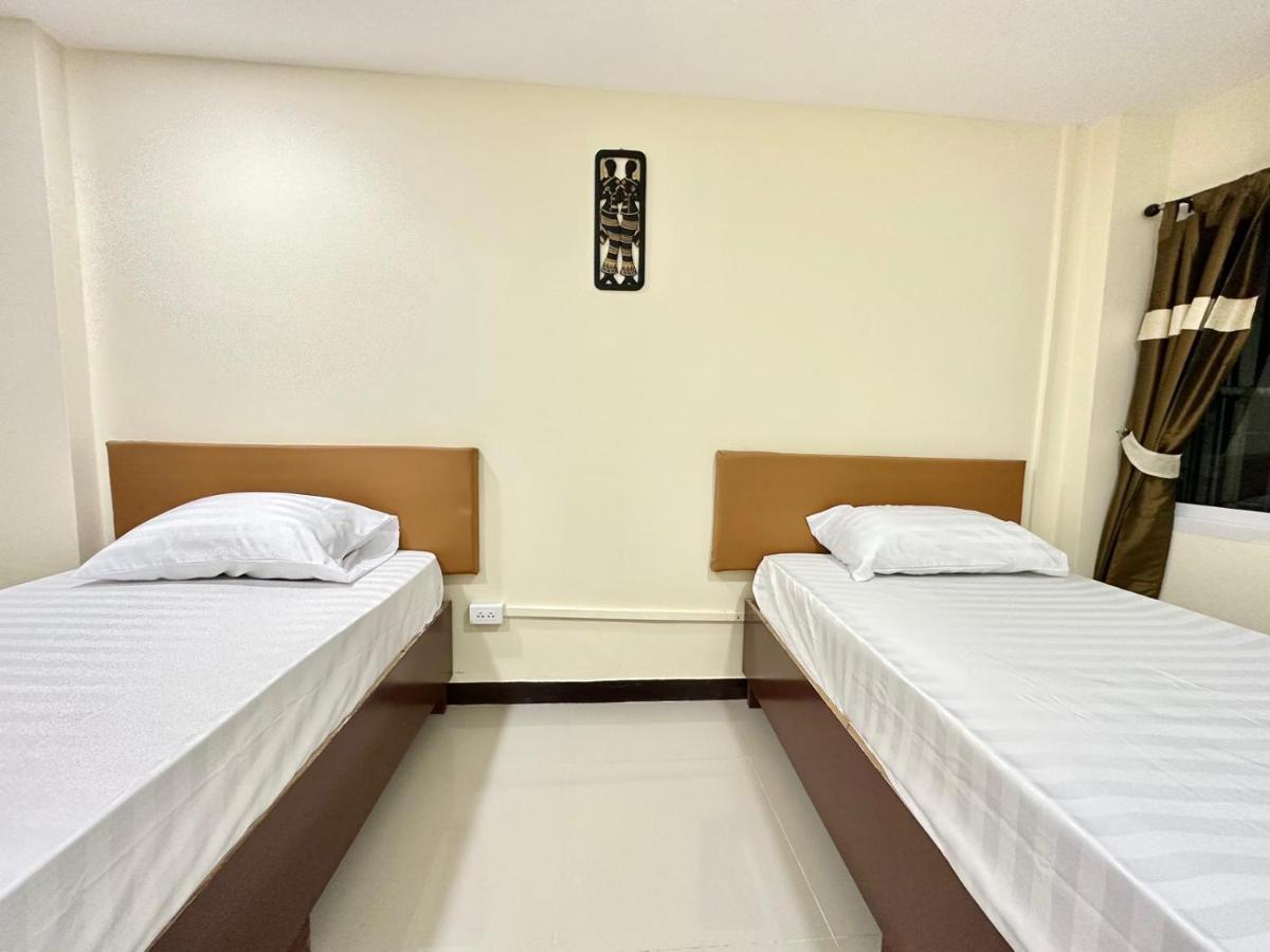 Baan At Khaosan Hostel Bangkok Luaran gambar